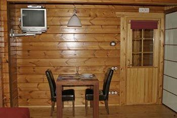 Accommodation De Salut Somlom サン・エステベ・デ・パラウトルデラ エクステリア 写真